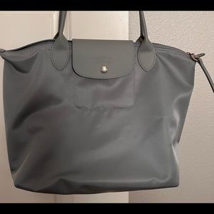 Longchamp foldable nylon tote (medium sized) NWOT